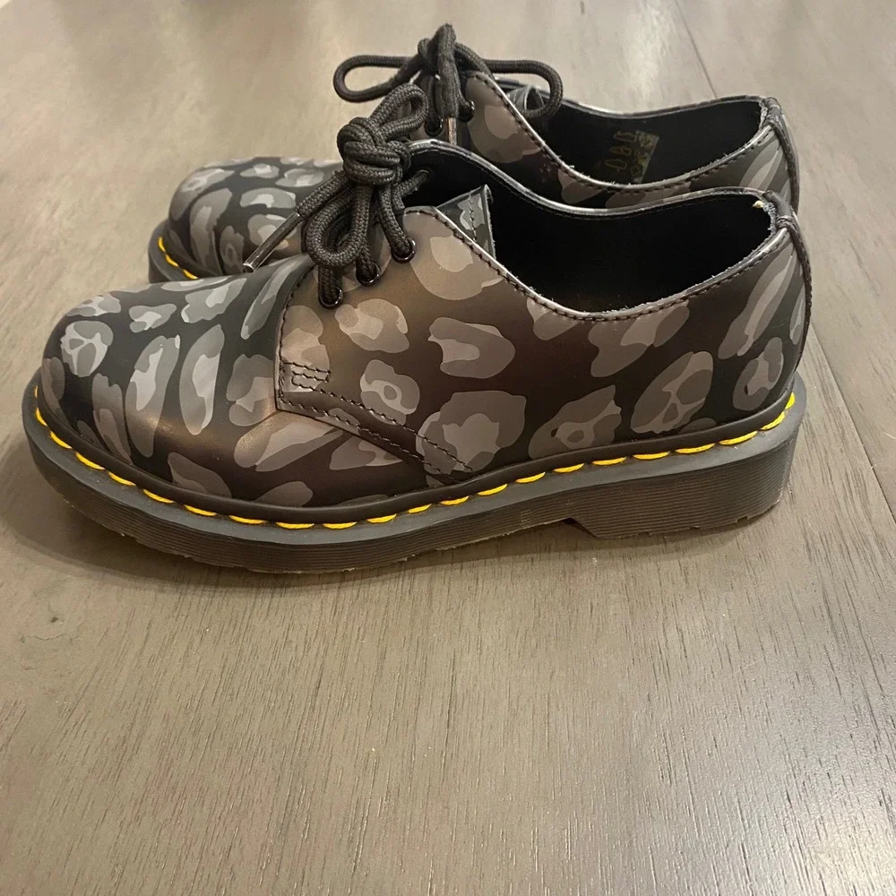 Dr. Martens 1461 Kids Size 3 Grey Skull Leopard Print Leather Lace‎ Up Shoes